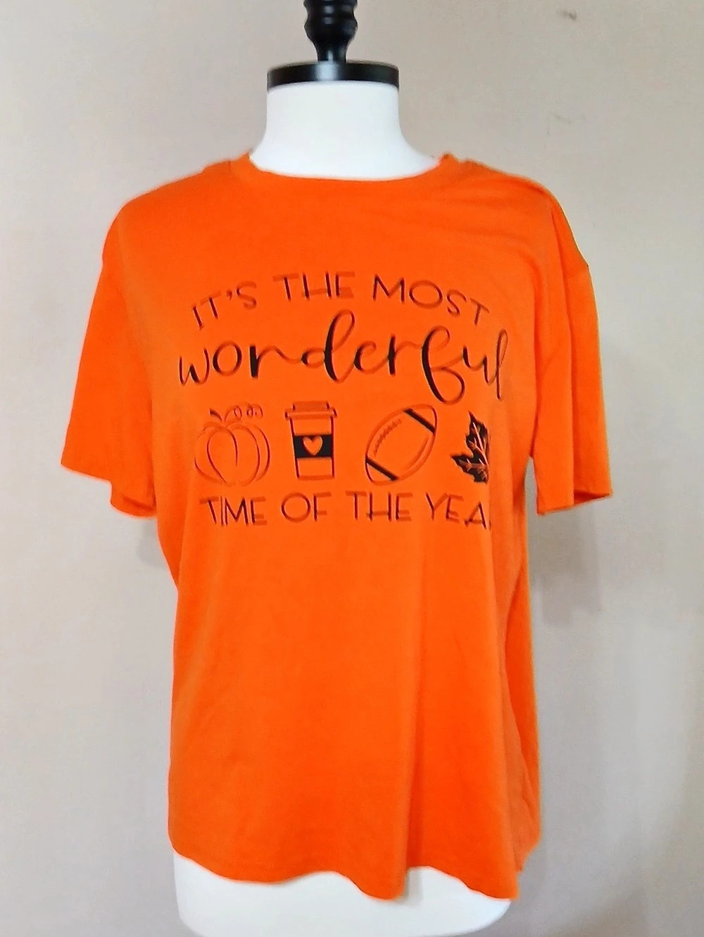 Graphic Short Sleeve Tee in Orange